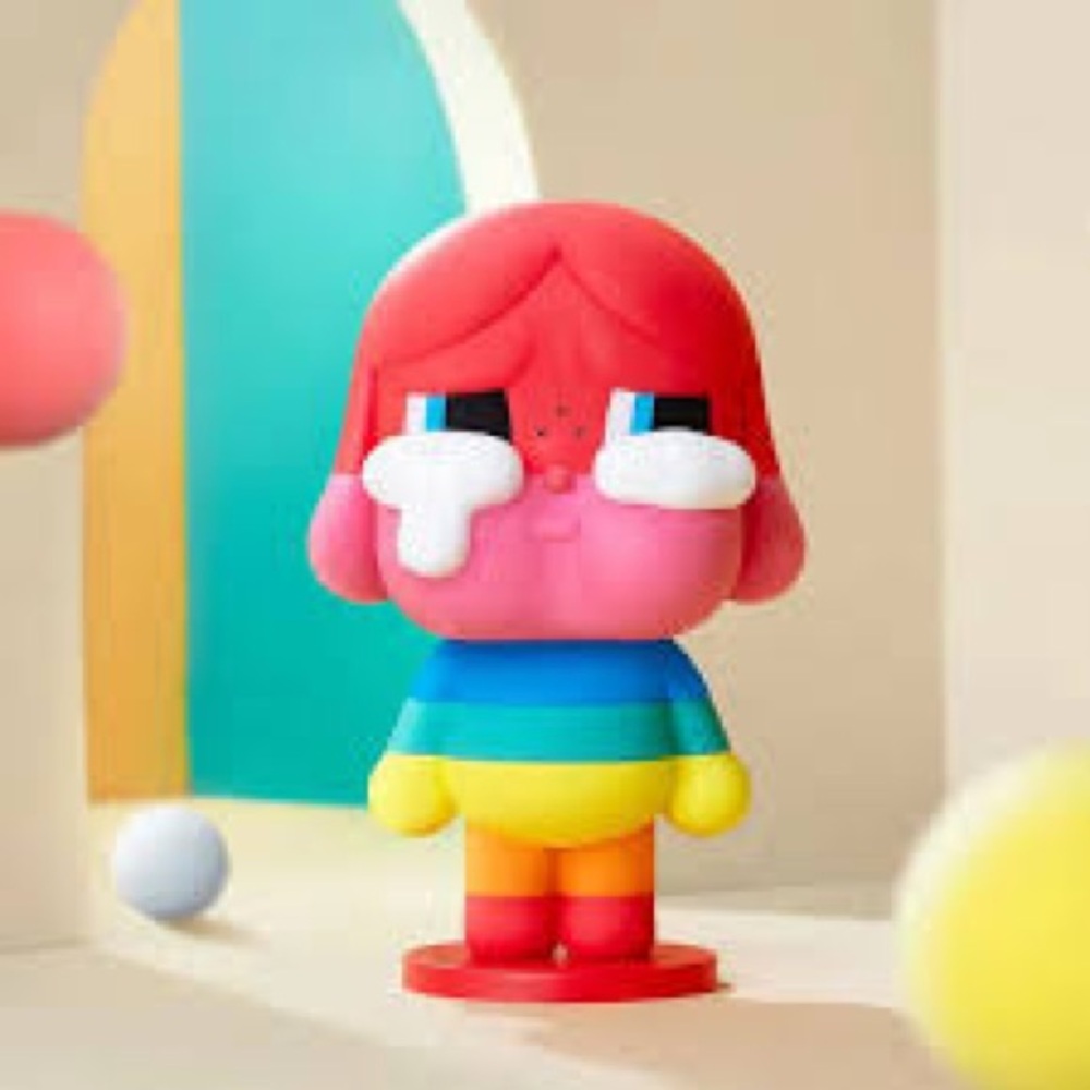 NWOT Pop Mart Crybaby Love is love figure